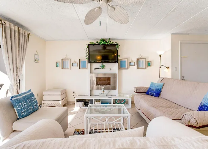 Thunder Island 83b Apartment *